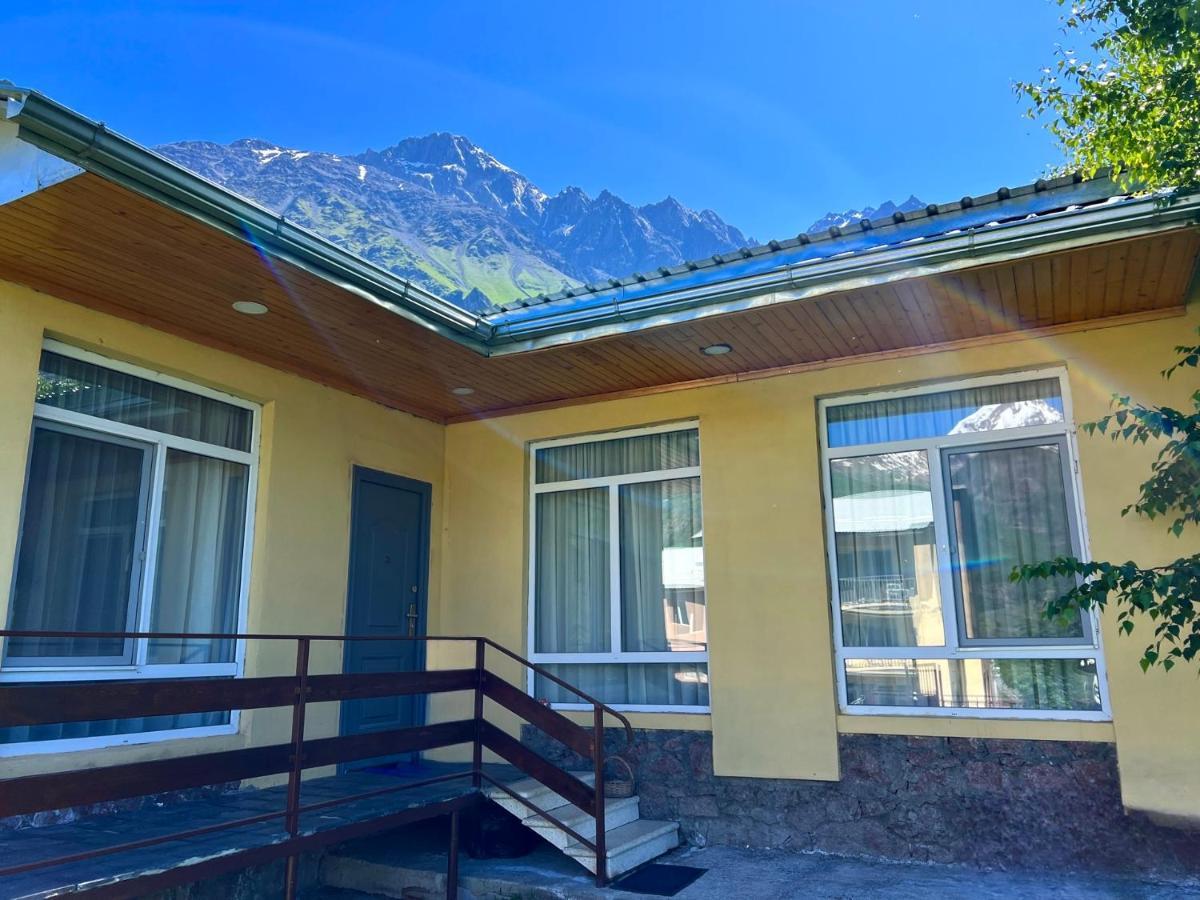 Mountain Kazbegi Apartment Екстер'єр фото